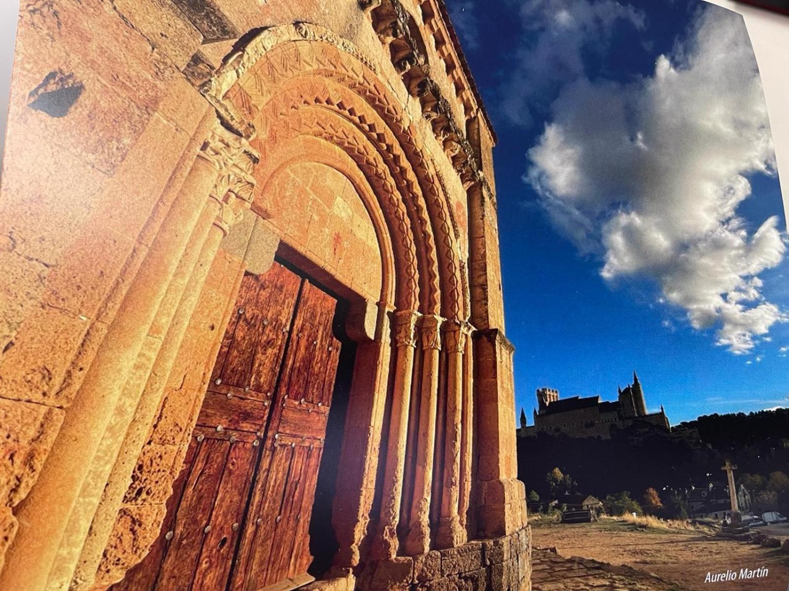 El Jardin De La Alegria Villa Zamarramala Bagian luar foto